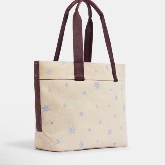 Coach X Peanuts Snoopy & Woodstock Ice Christmas Lights Tote Canvas - Picture 2 of 7